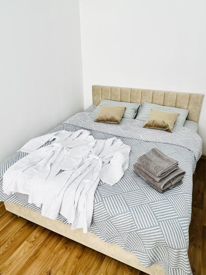 Evita Apartment ビシュケク エクステリア 写真
