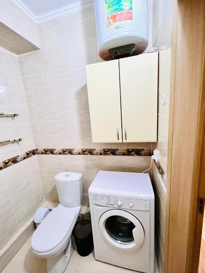 Evita Apartment ビシュケク エクステリア 写真