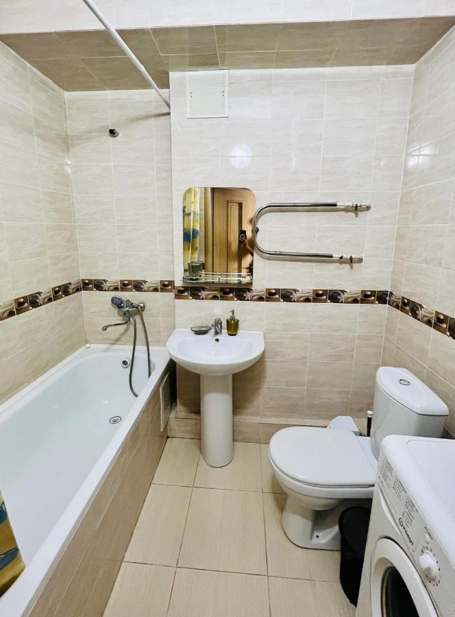 Evita Apartment ビシュケク エクステリア 写真