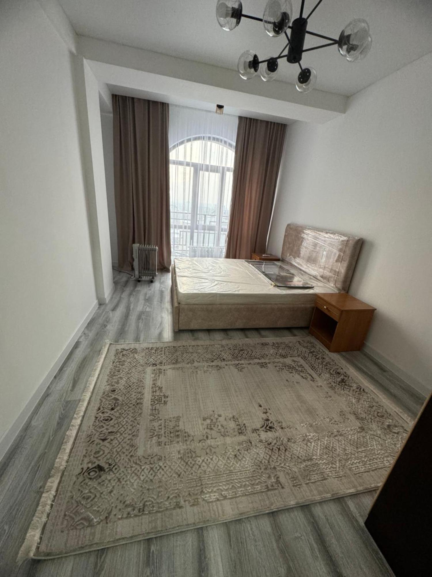 Evita Apartment ビシュケク エクステリア 写真